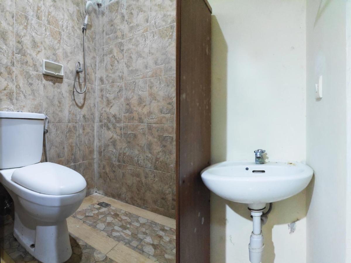 كوتا Oyo 90274 Odah Guest House المظهر الخارجي الصورة